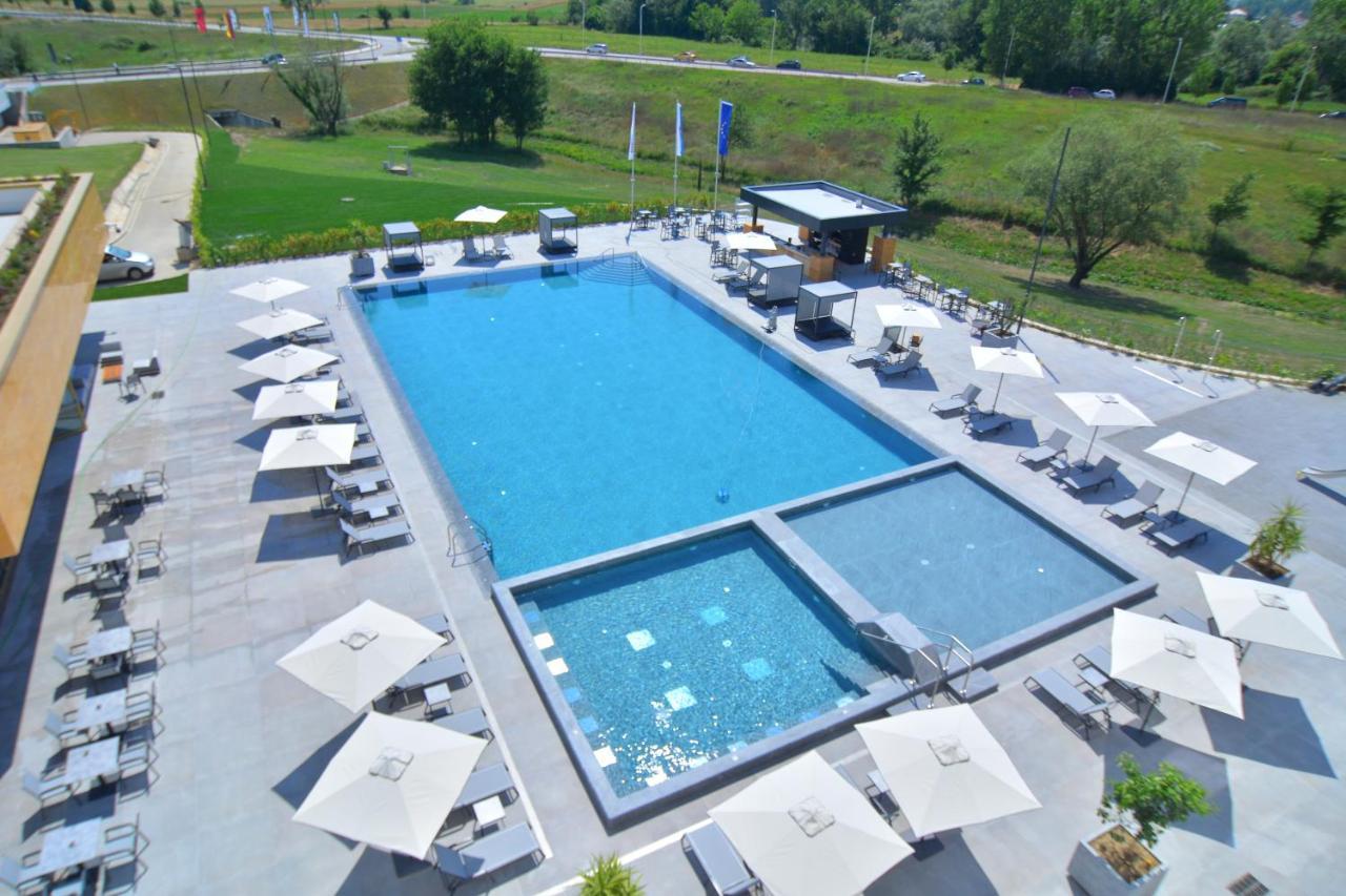Mk Hotel Tirana Rinas Exterior photo