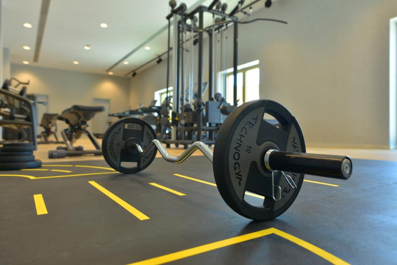 Mk Hotel Tirana Rinas Exterior photo A barbell