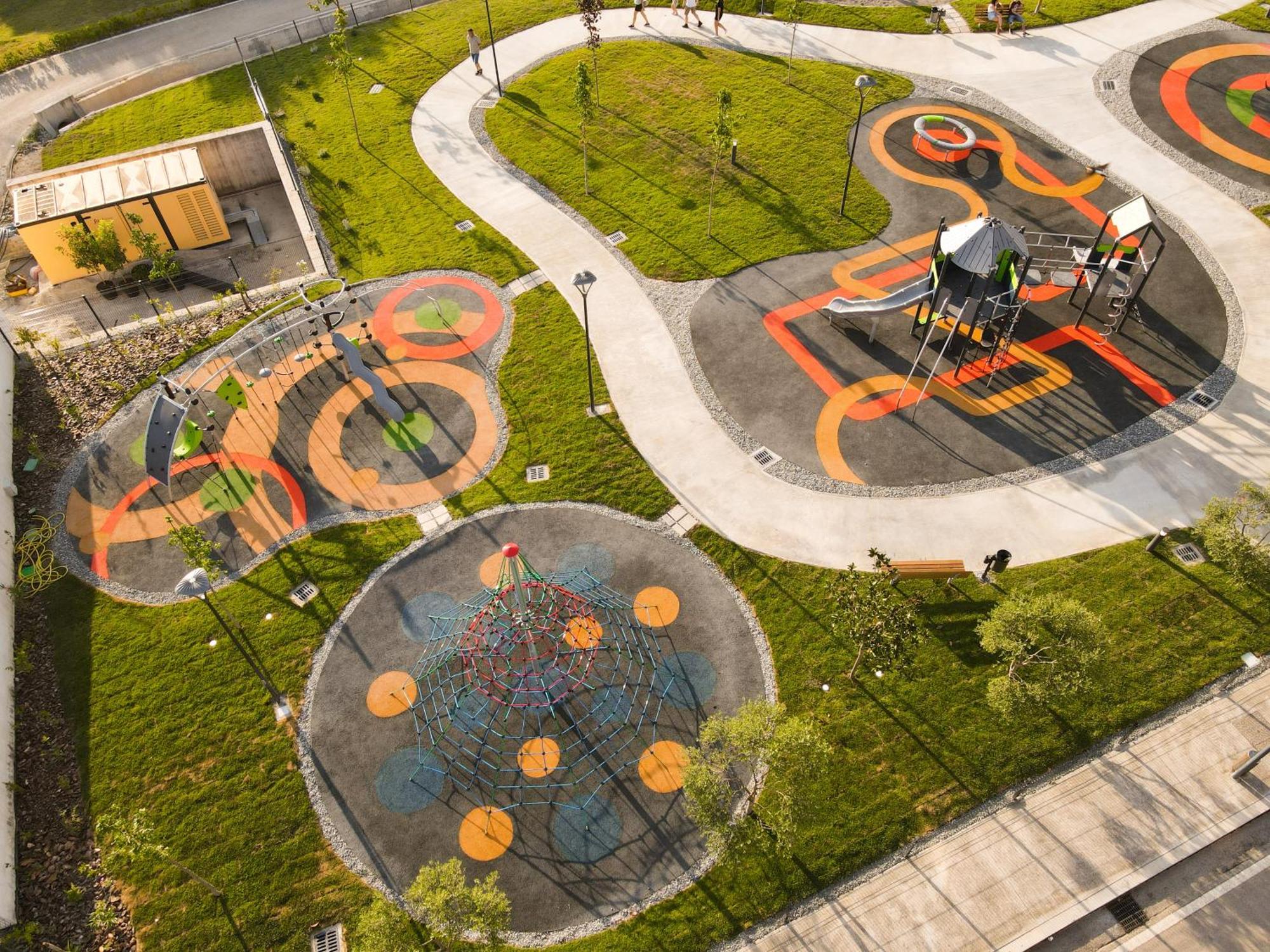 Mk Hotel Tirana Rinas Exterior photo Aerial view of the park